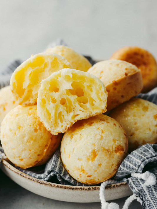 Pão de Queijo (Brazilian Cheese Bread)