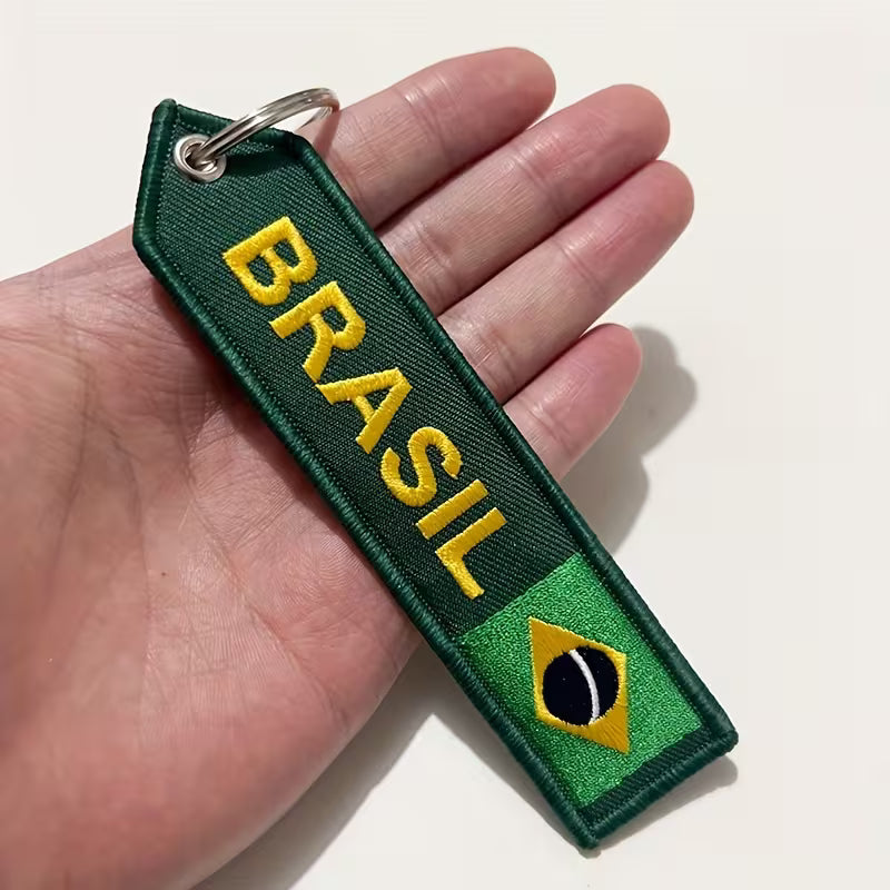 Chaveiro Bordado com Bandeira do Brasil / Brazilian Flag Embroidered Keychain