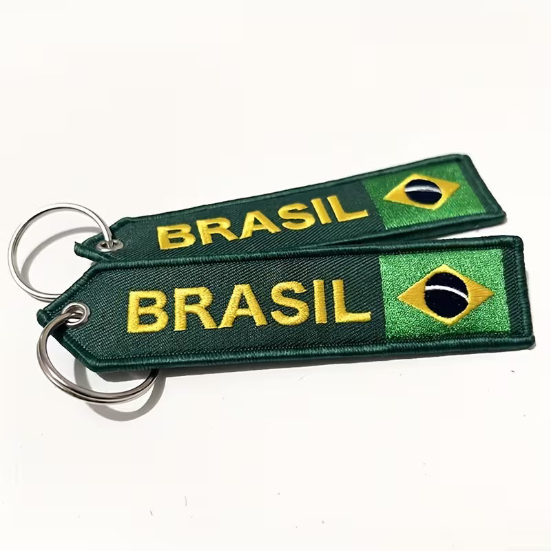 Chaveiro Bordado com Bandeira do Brasil / Brazilian Flag Embroidered Keychain